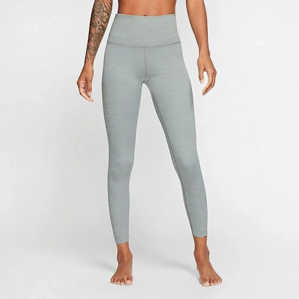 Nike Yoga Luxe High Waisted 7/8 Cropped Infinalon Leggings - Picture 1 of 8